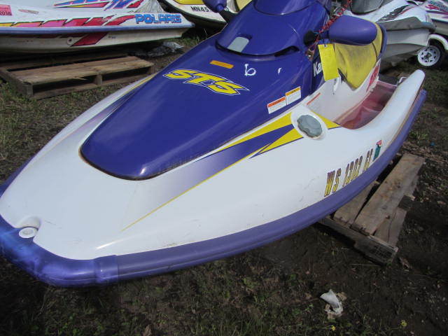 lot 6 image: Kawasaki PWC for parts