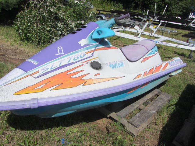 lot 19 image: Polaris PWC for parts