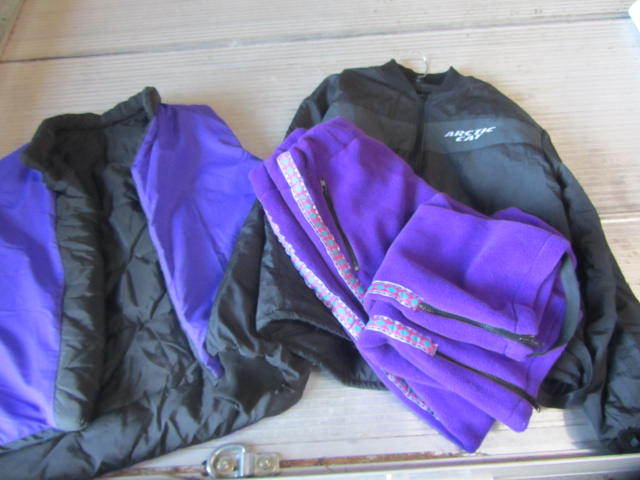 lot 72 image: Rental Clothing
