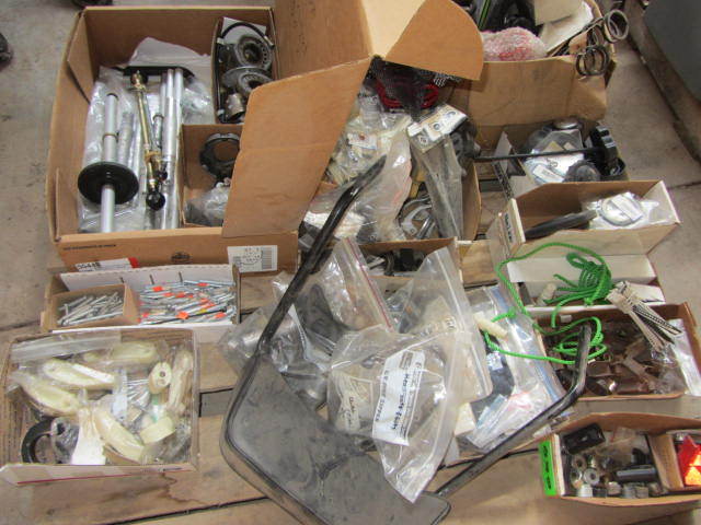 lot 124 image: Snowmobile Parts