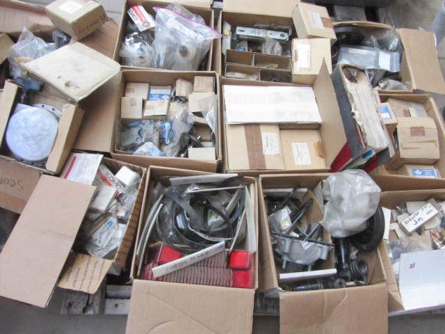 lot 133 image: Snowmobile Parts