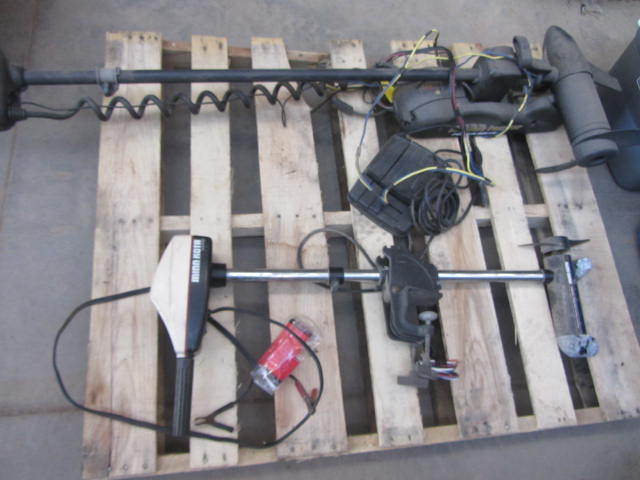 lot 139 image: Trolling Motors