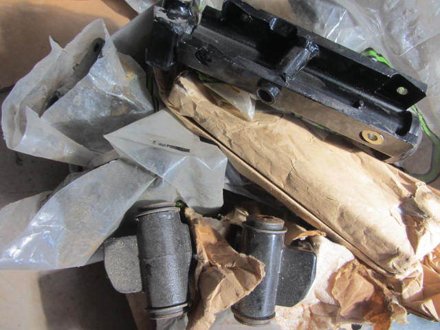 lot 142 image: Snowmobile Parts