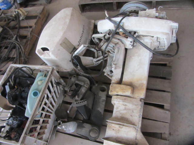 lot 180 image: OB Motor for parts