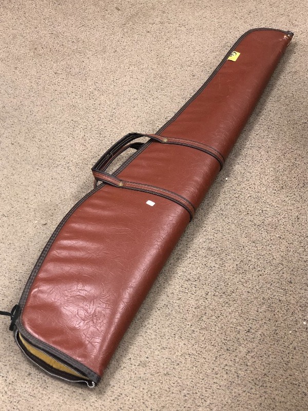 lot 23 image: Black Sheep Padded Rifle Case