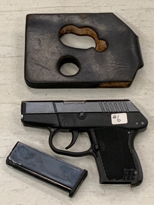 lot 6 image: Kel-Tec P3AT Semi-Auto Conceal & Carry Pistol
