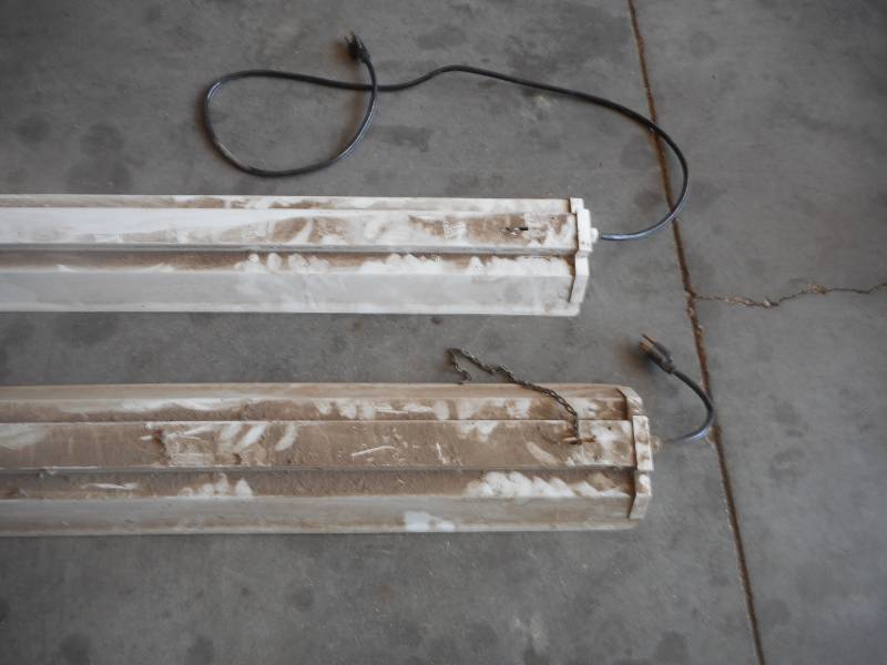 lot 22 image: Shop Lights (#2)