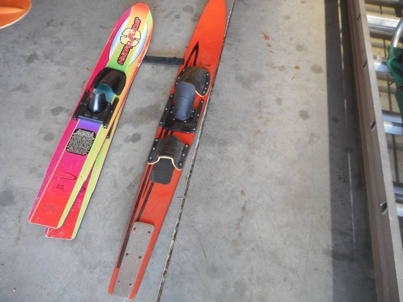lot 7 image: Water Ski Lot