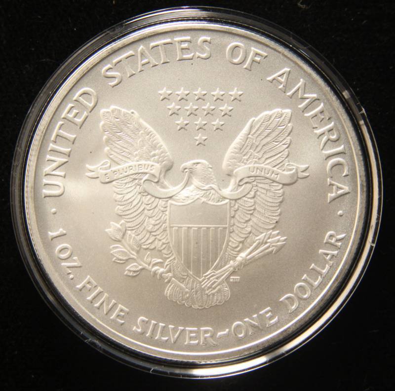 2005 AMERICAN SILVER EAGLE 1 TROY OZ. .999 FINE SILVER IN AIRTITE