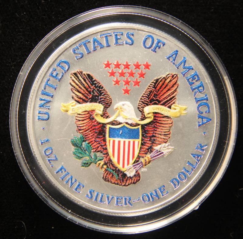 2001 COLORIZED AMERICAN SILVER EAGLE 1 TROY OZ. .999 FINE SILVER IN AIRTITE