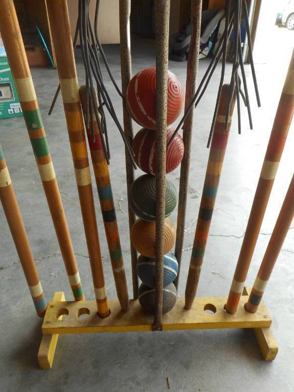 lot 54 image: Vintage Croquet Set