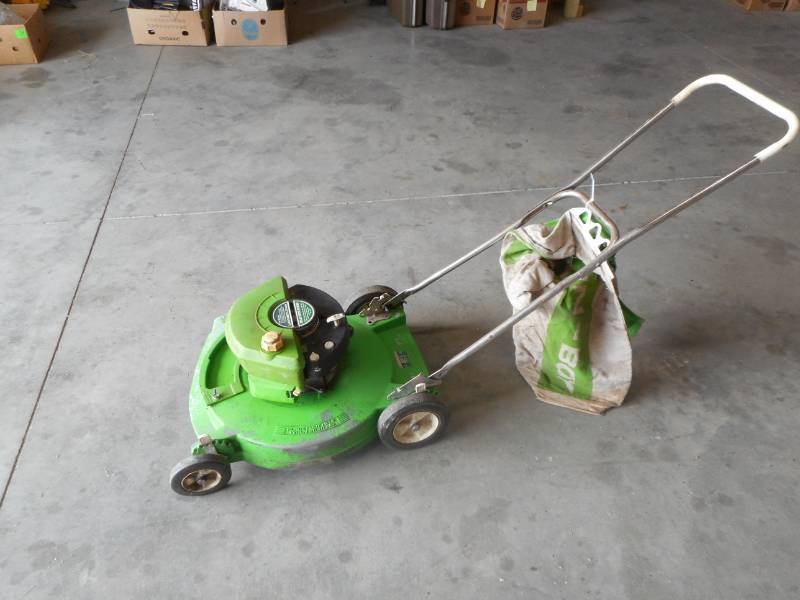 lot 14 image: Used 21 Lawn Boy Mower