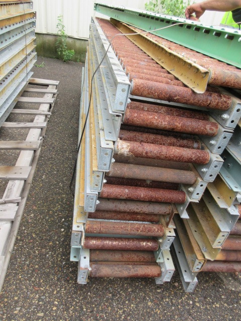 lot 737 image: ASSEMBLY LINE ROLLER TRACK CONVEYOR SECTIONS