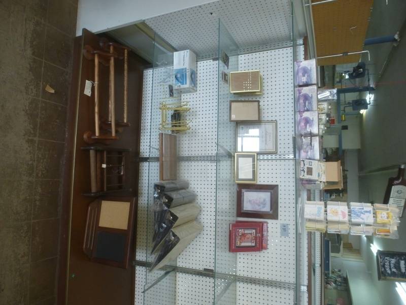 lot 20 image: Picture Frames, Wood shelfs, Picture Binder