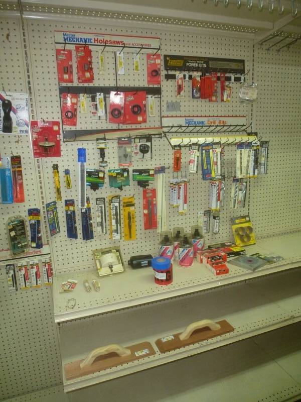 lot 41 image: Master Mechanic Hole Saws