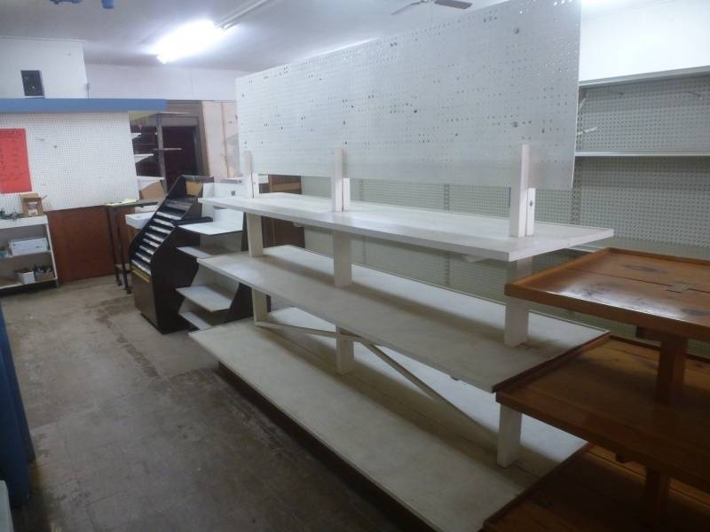 lot 144 image: White Wood Shelf
