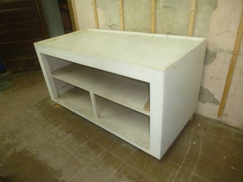 lot 141 image: White Bench Shelf Unit