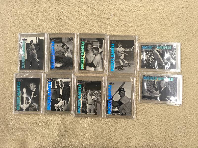 lot 567 image: Fleer Monumental Moments Mickey Mantle 10 Card Set