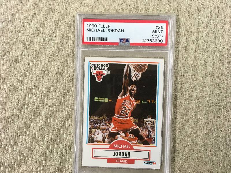 lot 572 image: 1990 Fleer Michael Jordan Card 9 Mint