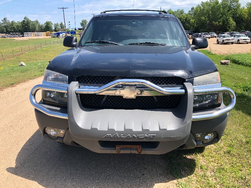 2002 Chevrolet Avalanche Z71 4x4  No Reserve