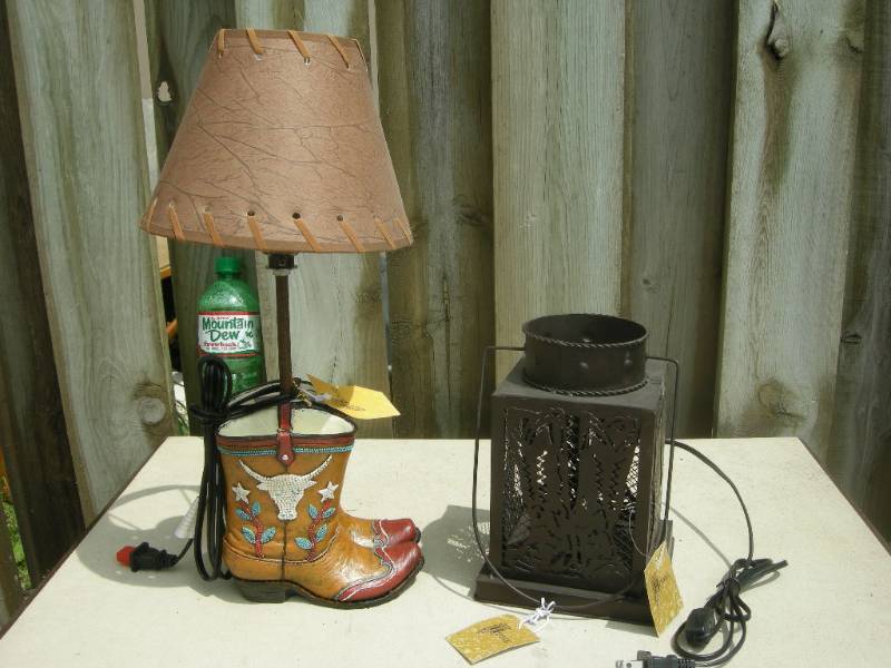 lot 59 image: Western Boot Electric Lamps