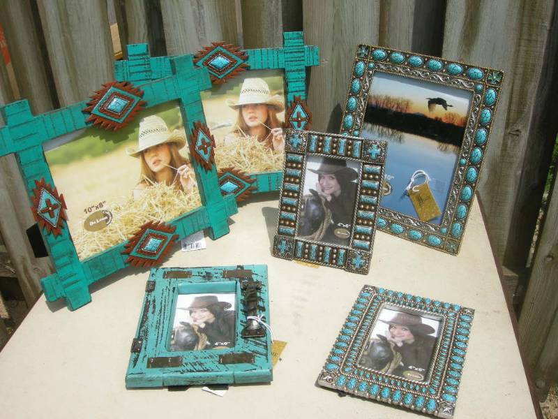 lot 65 image: Western Blue & Turquoise Look Frames