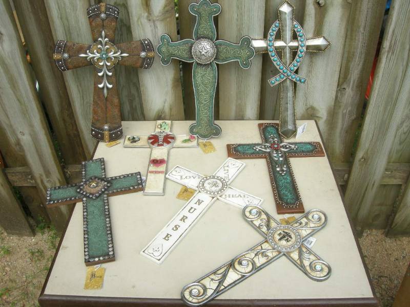 lot 89 image: Larger Western Crosses