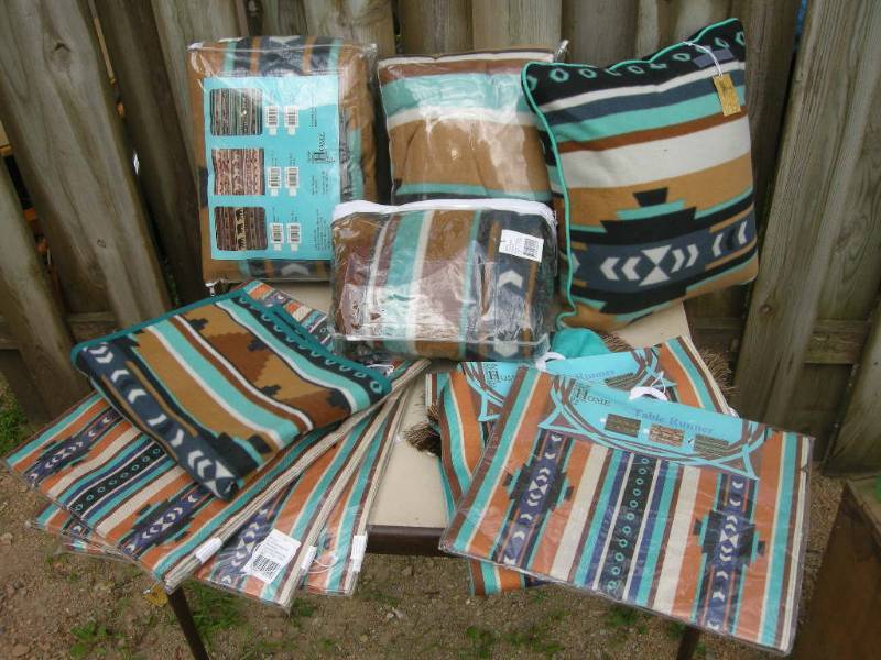 lot 93 image: Southwest Blankets, Pillows, Decor