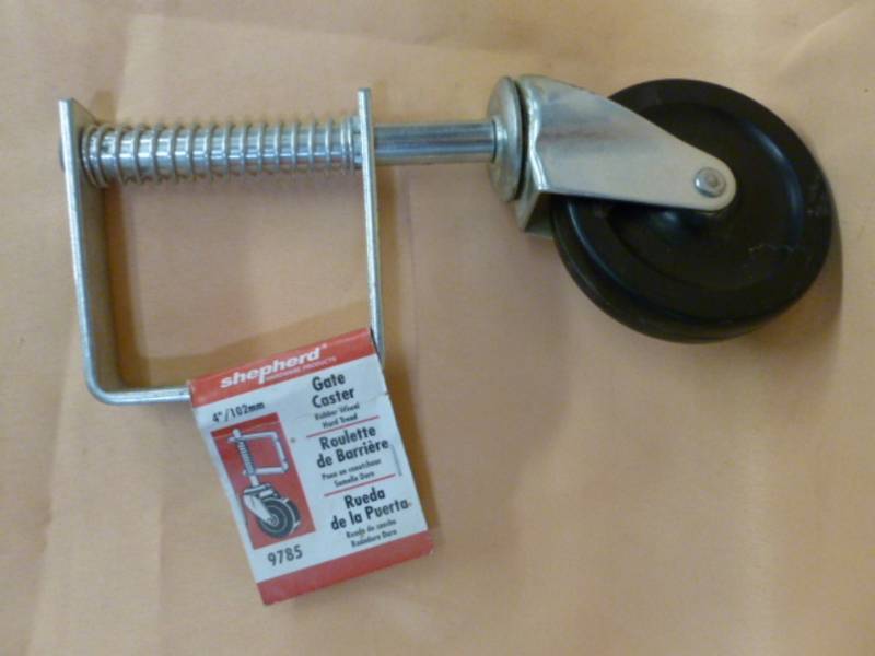 lot 14 image: New Gate Caster