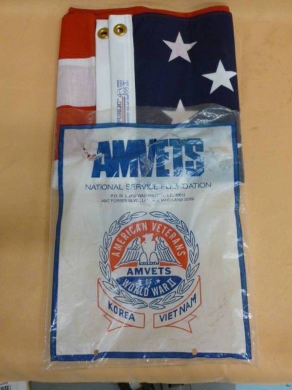 lot 37 image: New Flag