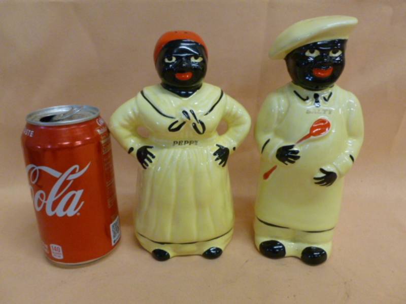 lot 120 image: Vintage Salt And Pepper Set