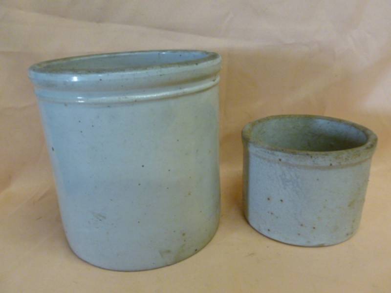 lot 143 image: Vintage Crocks