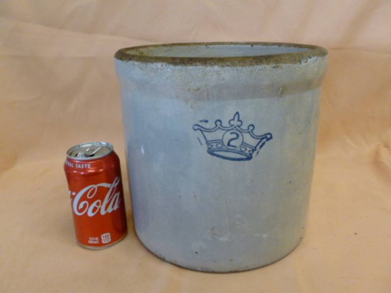 lot 144 image: Vintage Crock
