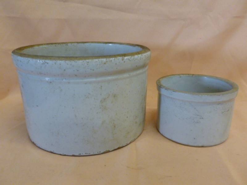 lot 145 image: Vintage Crocks