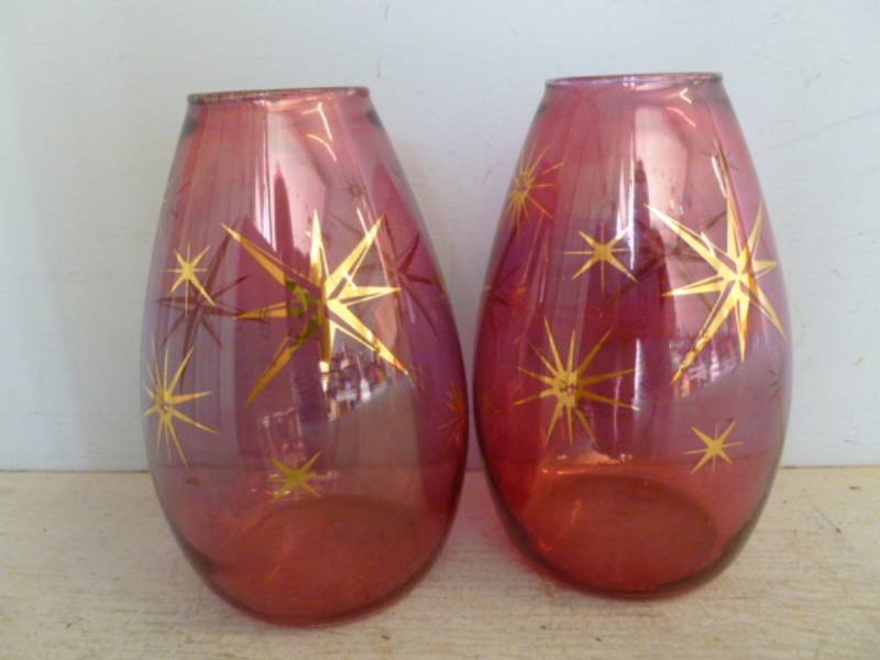 lot 202 image: Vintage Vases