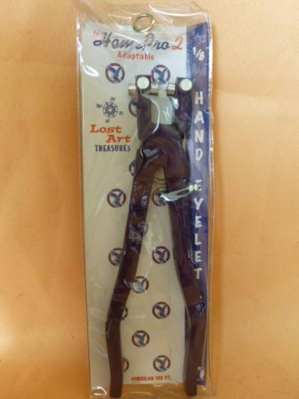 lot 203 image: New Craft Tool