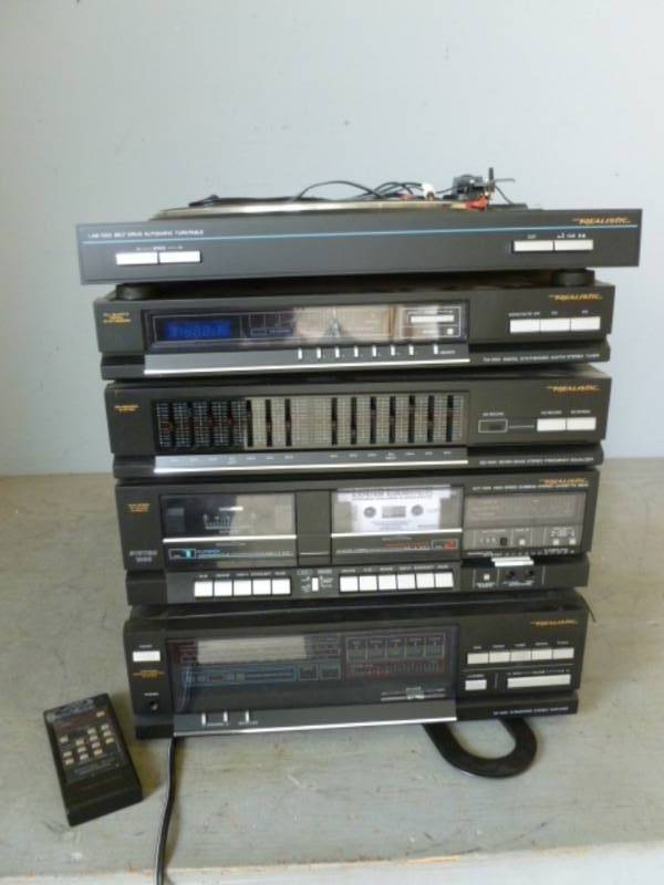 lot 254 image: Stereo System