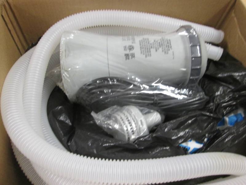 lot 28 image: Intex Inflatable Pool with Filter P...