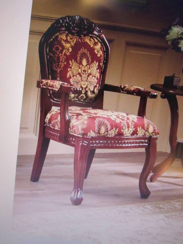lot 51 image: Hand-Carved Venetian Accent Chair...