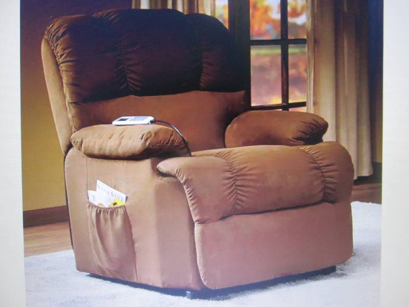 lot 75 image: Lift Chair with Massage open box Re...
