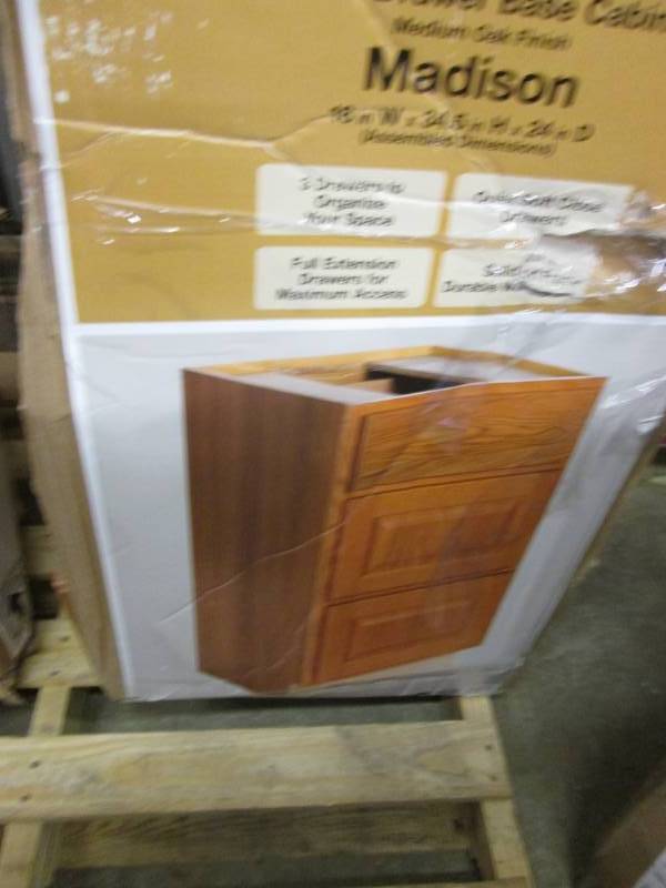lot 111 image: Hampton Bay Madison Assembled 18x34...