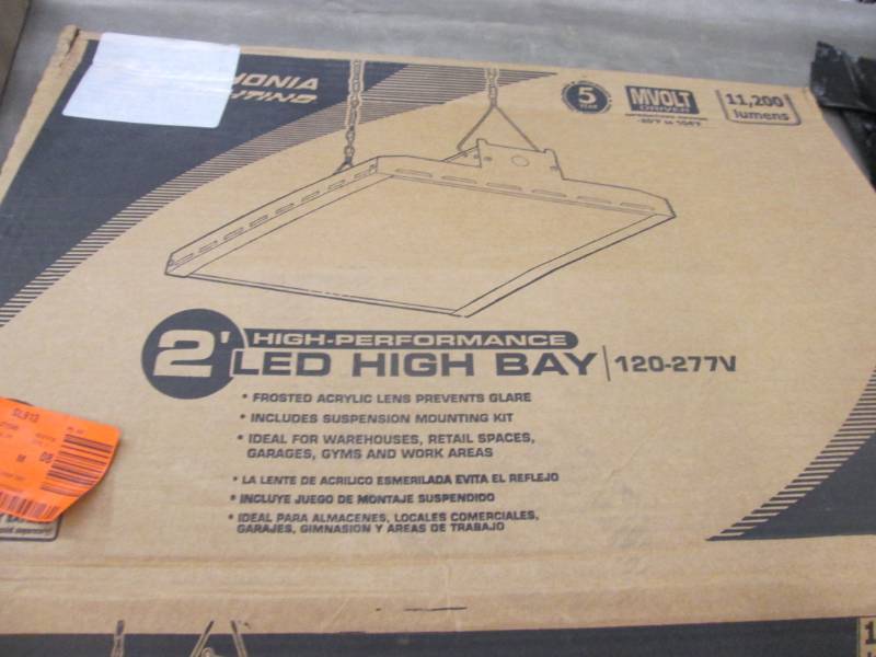 lot 127 image: Lithonia Lighting IBH 11L MV 2 ft. ...