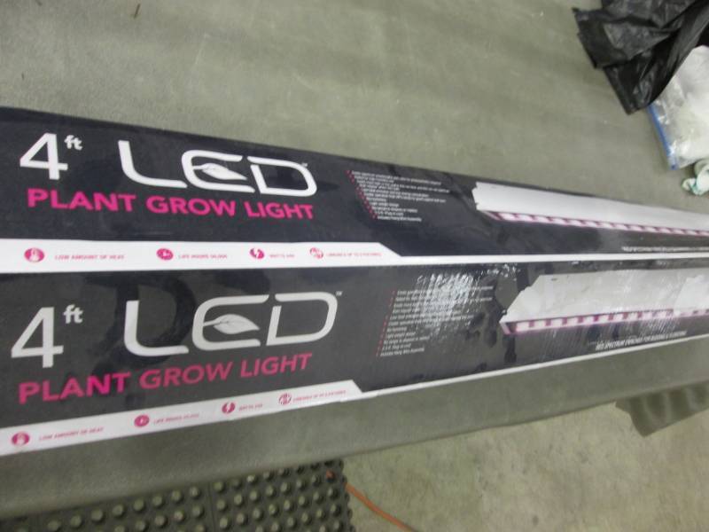 lot 160 image: Feit Electric 4 ft. 240-Watt Heavy-...