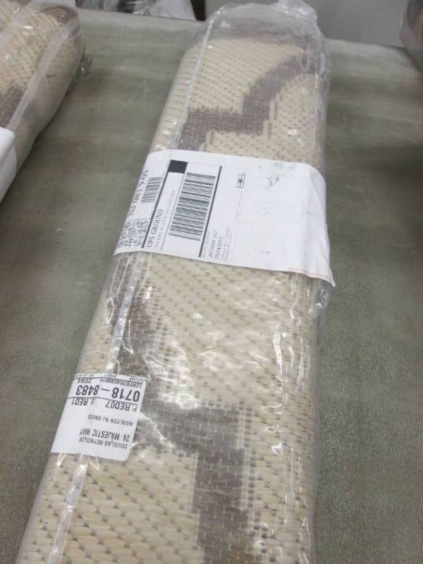 lot 215 image: Ottomanson Jardin Collection Beige ...