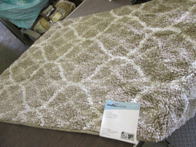 lot 251 image: Remus Light TaupeOff White 2 ft. x...