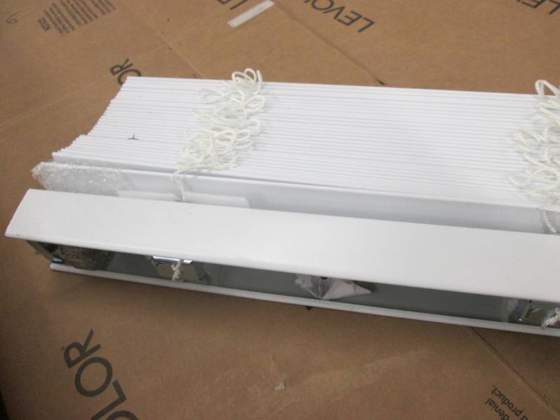 lot 147 image: 5 Levolor  Faux Wood Blinds see cut...