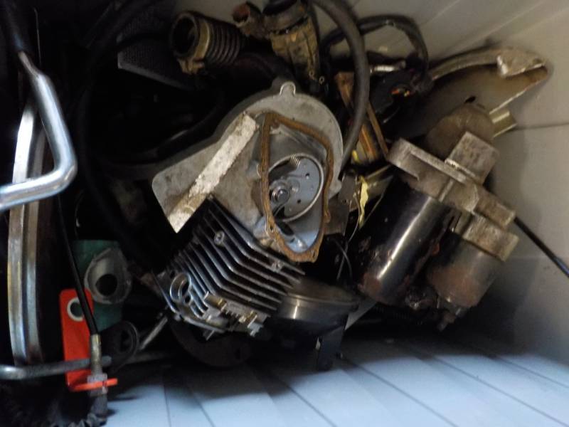 lot 9 image: Lockable Tub Full of Parts...