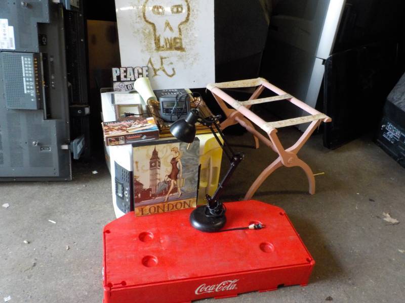 lot 16 image: Cocc Cola Step- Luggage Rack, Lamp ...