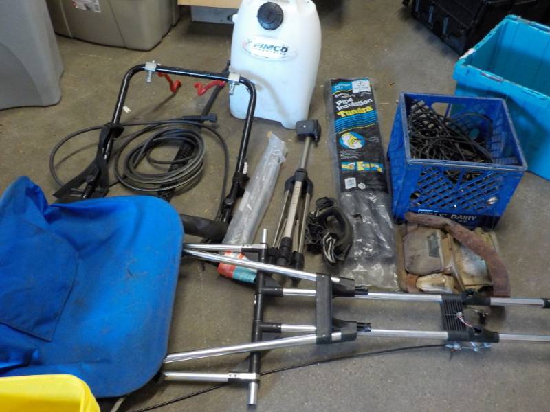 lot 43 image: Lot of Misc Cords, tool Belt Parts ...