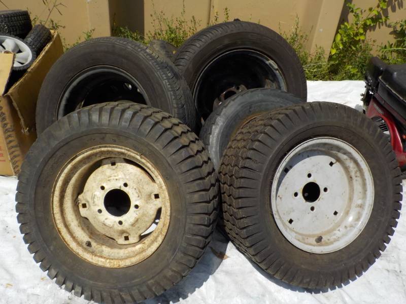 lot 69 image: 9 Tires and 1 Extra Rim...